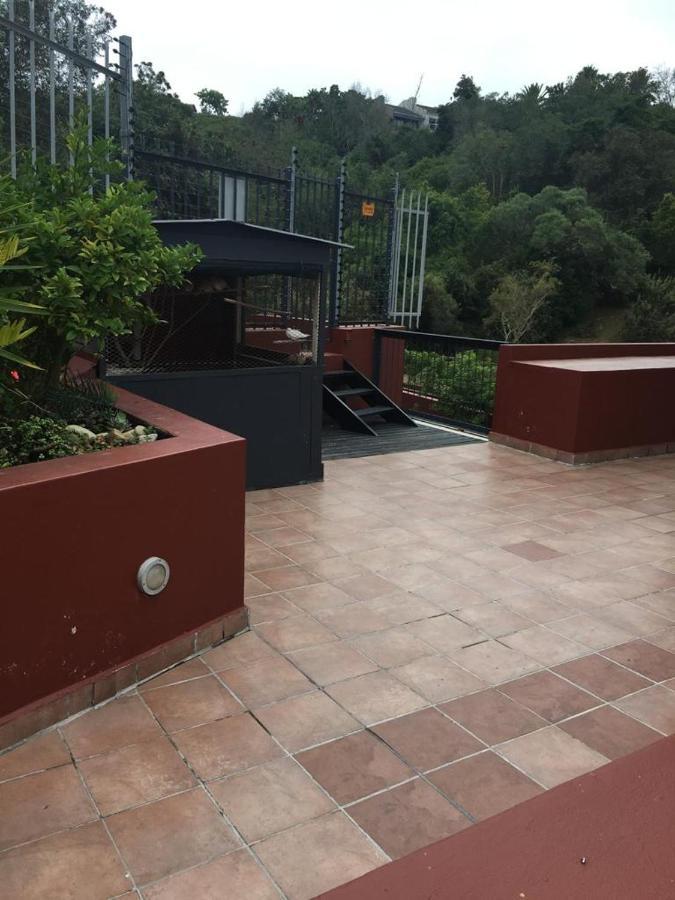 Apartamento Oyster Walk On Main Knysna Exterior foto
